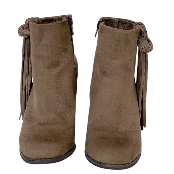 Maurice’s Women's Hailey Suede Fringe Ankle Stacked Heel Boots Size-6 EUC - Picture 4 of 7